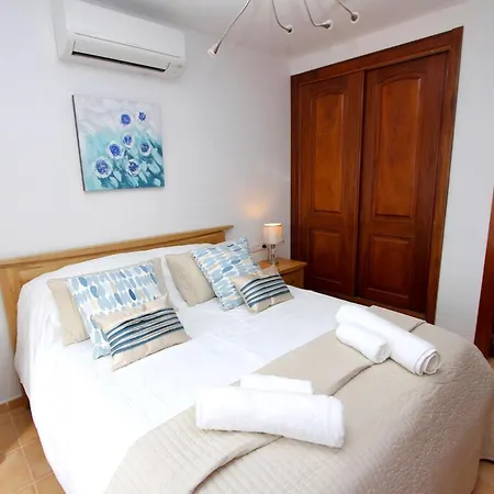 Oceano Once - Beautiful 5 Bedroom Private Pool And Hot Tub Villa *