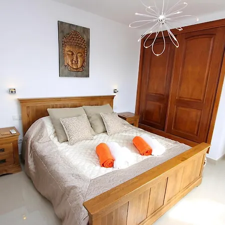 Oceano Once - Beautiful 5 Bedroom Private Pool And Hot Tub Villa